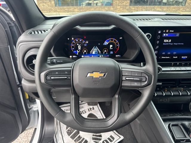 2025 Chevrolet Colorado WT/LT