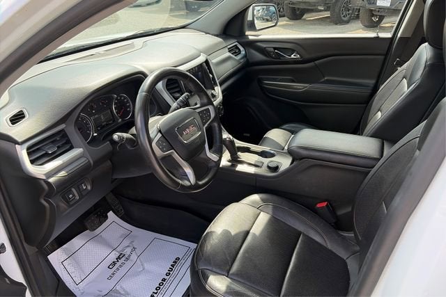 2017 GMC Acadia SLT