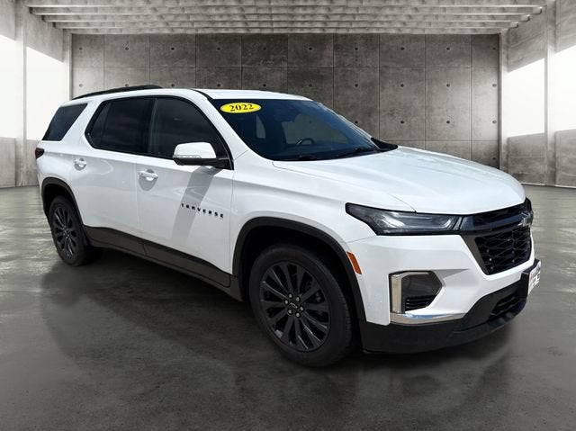 2022 Chevrolet Traverse RS