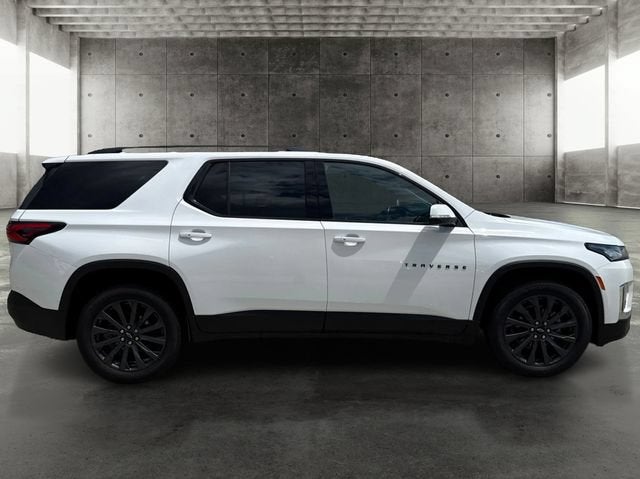 2022 Chevrolet Traverse RS
