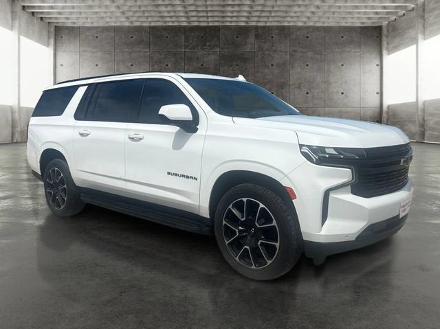 2023 Chevrolet Suburban RST