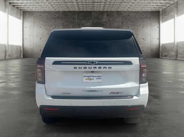 2023 Chevrolet Suburban RST