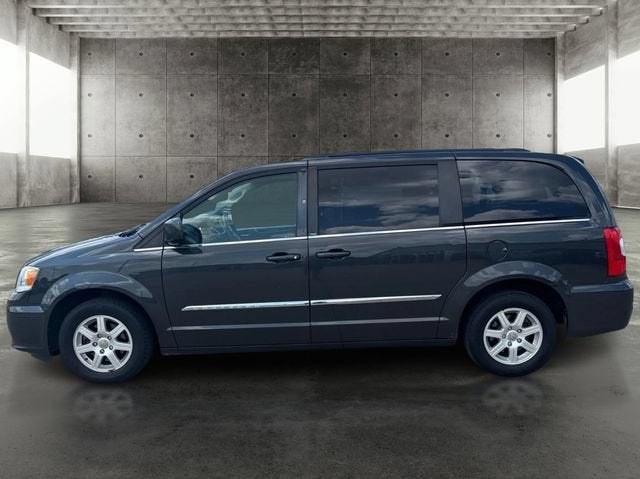 2012 Chrysler Town & Country Touring