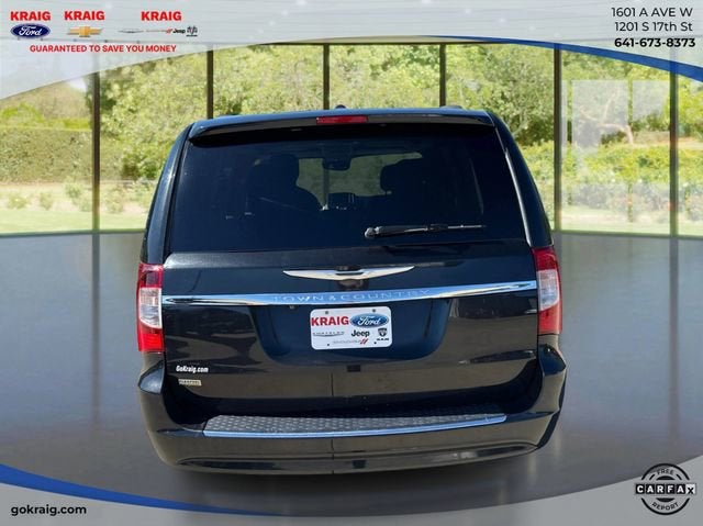 2015 Chrysler Town & Country Touring