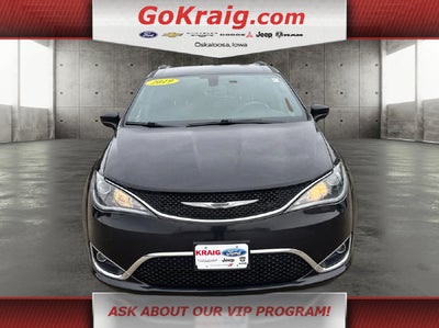 2019 Chrysler Pacifica Touring L 35th Anniversary