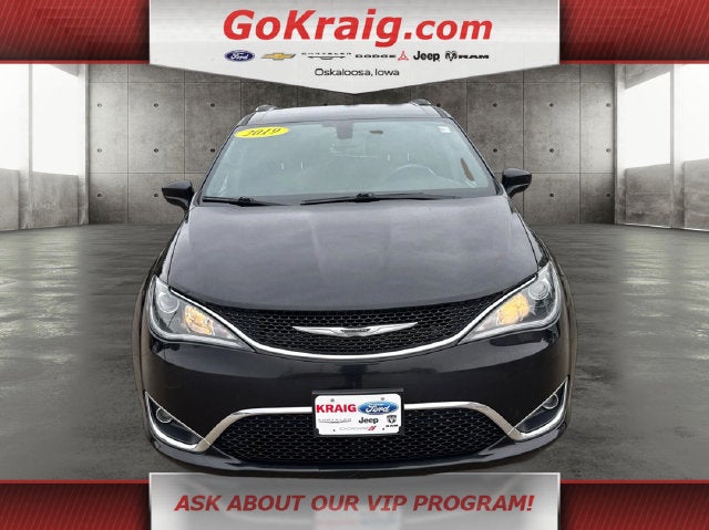 2019 Chrysler Pacifica Touring L 35th Anniversary