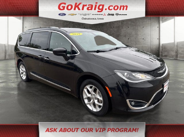 2019 Chrysler Pacifica Touring L 35th Anniversary