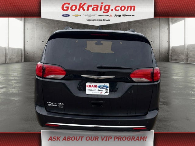2019 Chrysler Pacifica Touring L 35th Anniversary