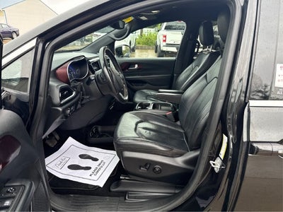 2019 Chrysler Pacifica Touring L 35th Anniversary