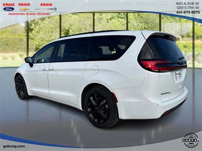 2025 Chrysler Pacifica Limited