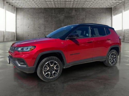 2025 Jeep Compass Trailhawk