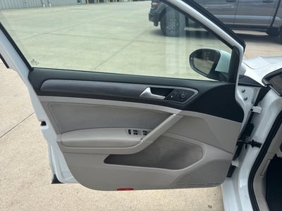 2018 Volkswagen Golf S