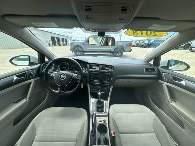 2018 Volkswagen Golf S