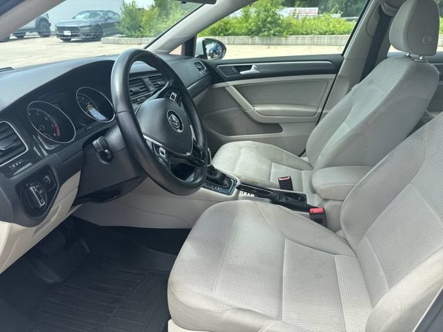 2018 Volkswagen Golf S