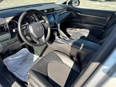 2020 Toyota Camry SE