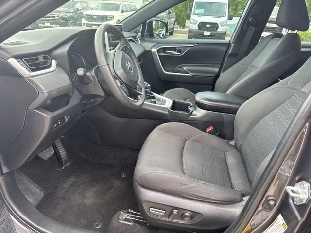 2024 Toyota RAV4 Hybrid SE