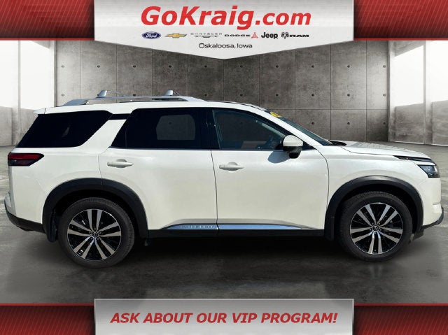 2023 Nissan Pathfinder Platinum