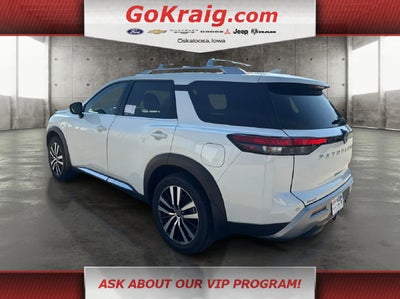 2023 Nissan Pathfinder Platinum