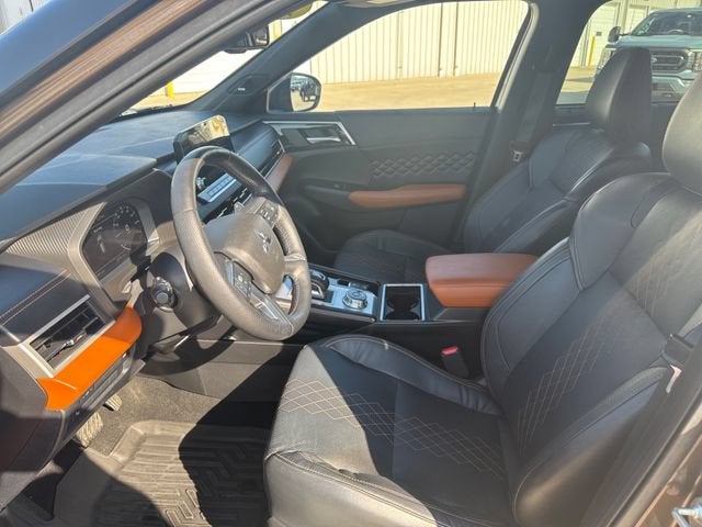 2022 Mitsubishi Outlander SEL