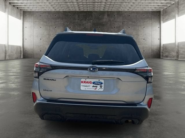 2025 Subaru Forester Premium