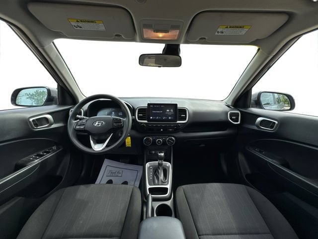 2023 Hyundai Venue SE